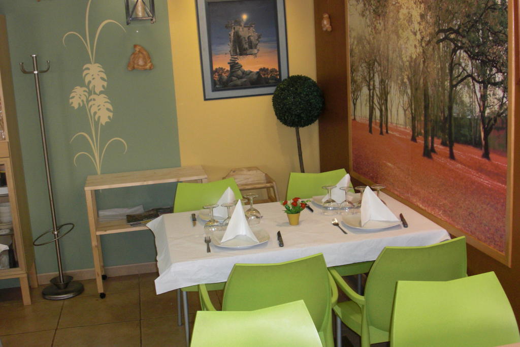 Ca La Conxita Hostal & Restaurante Hotell La Vajol Eksteriør bilde